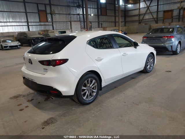 12718603 :رقم المزاد ، JM1BPALL7M1303177 vin ، 2021 Mazda 3 Preferred مزاد بيع