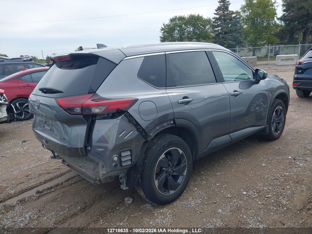 JN8BT3BB7TW092973 Nissan ROGUE SV