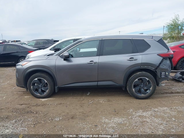 JN8BT3BB7TW092973 Nissan ROGUE SV