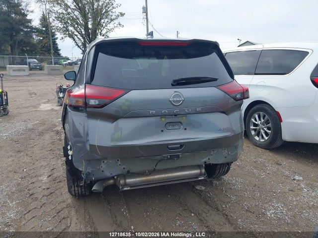 JN8BT3BB7TW092973 Nissan ROGUE SV