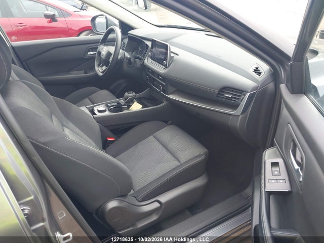 JN8BT3BB7TW092973 Nissan ROGUE SV
