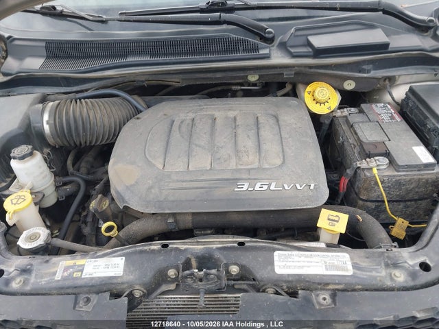 Продаж на аукціоні авто 2015 Dodge Grand Caravan Crew, vin: 2C4RDGDG8FR551383, номер лоту: 12718640
