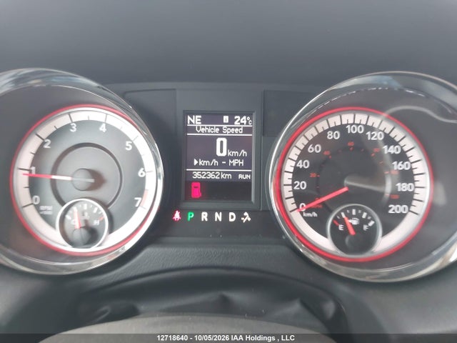 Продаж на аукціоні авто 2015 Dodge Grand Caravan Crew, vin: 2C4RDGDG8FR551383, номер лоту: 12718640