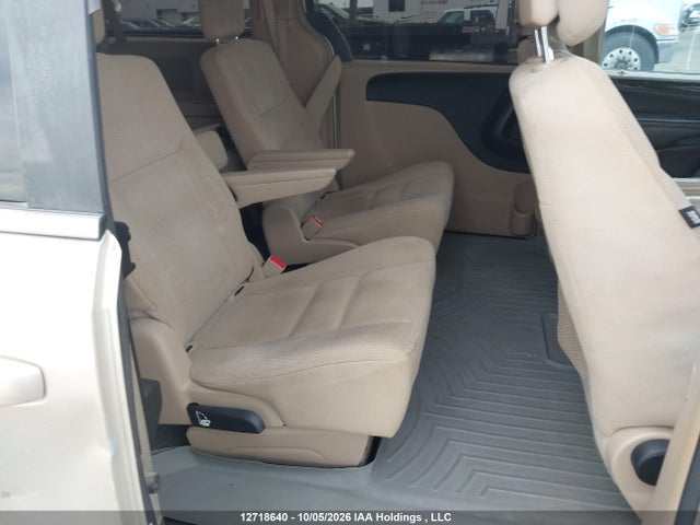 Продаж на аукціоні авто 2015 Dodge Grand Caravan Crew, vin: 2C4RDGDG8FR551383, номер лоту: 12718640