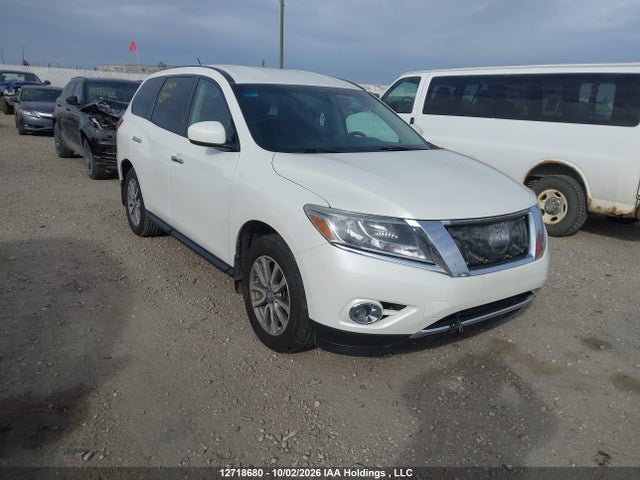 12718680 :رقم المزاد ، 5N1AR2MM5FC681505 vin ، 2015 Nissan Pathfinder S/sv/sl/platinum مزاد بيع