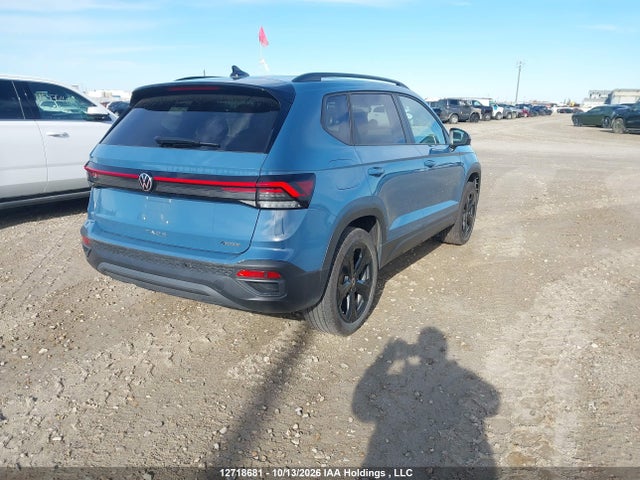 3VV2C7B20TM036555 Volkswagen Taos Se Black