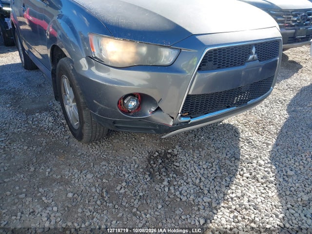 12718719 :رقم المزاد ، JA4JT3AX1CU608318 vin ، 2012 Mitsubishi Outlander Se مزاد بيع