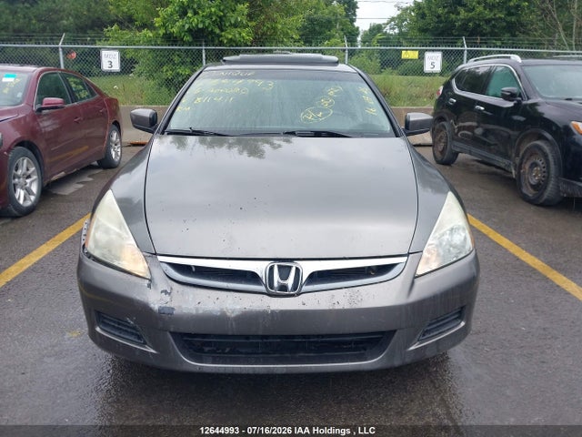 12644993 :رقم المزاد ، 1HGCM56336A811411 vin ، 2006 Honda Accord Se مزاد بيع