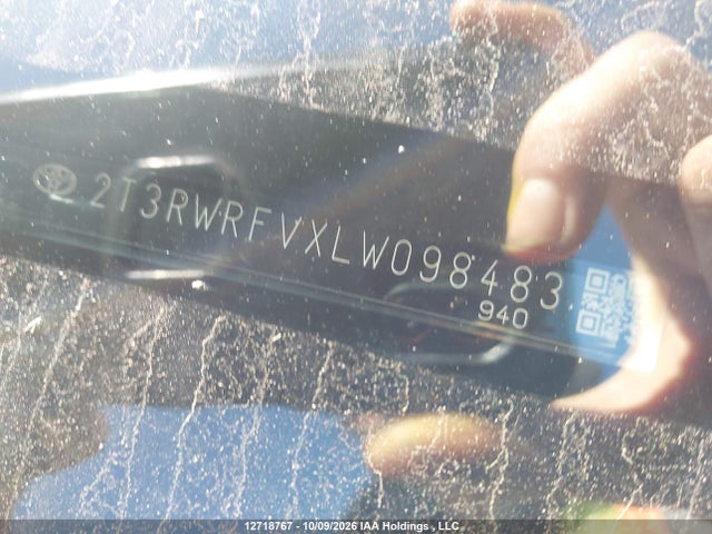2T3RWRFVXLW098483 Toyota Rav4 Hybrid Xle