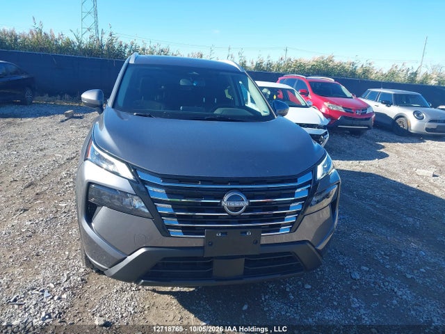 JN8BT3BB7TW092665 Nissan ROGUE SV