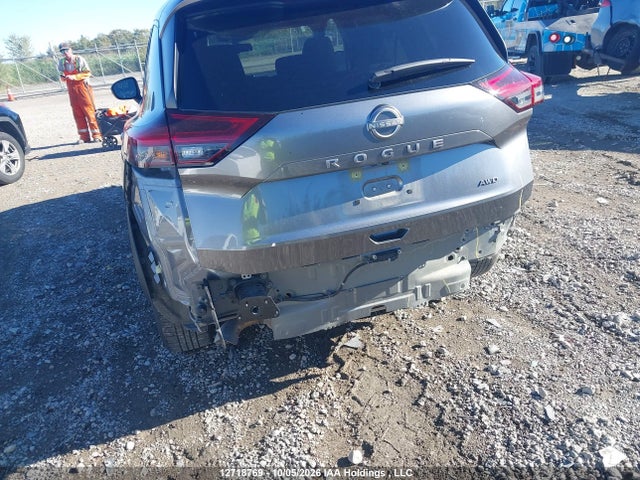 JN8BT3BB7TW092665 Nissan ROGUE SV
