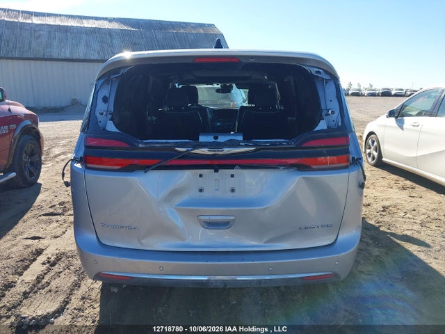 Chrysler Pacifica Limited 2026 2C4RC1GG4TR264047 Image 17