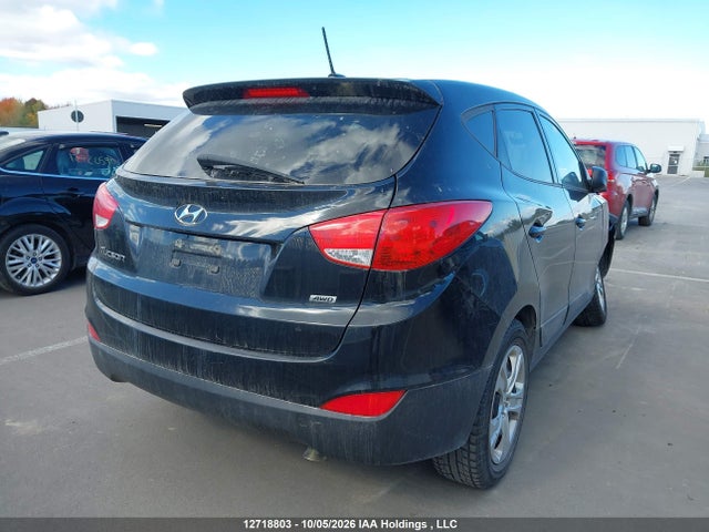 Hyundai Tucson Gl 2015 KM8JTCAF1FU107474 Image 4