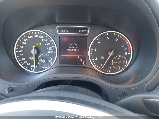 2013 Mercedes-benz B250 მანქანა იყიდება აუქციონზე, vin: WDDMH4EB0DJ152345, აუქციონის ნომერი: 12718812