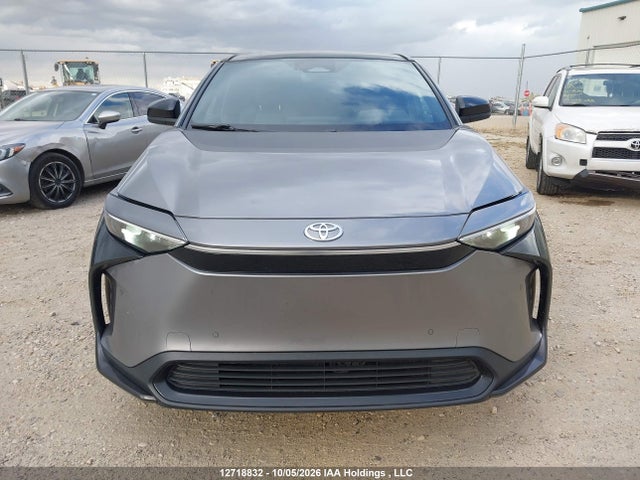12718832 :رقم المزاد ، JTMABACA6PA041861 vin ، 2023 Toyota Bz4x Xle/limited مزاد بيع