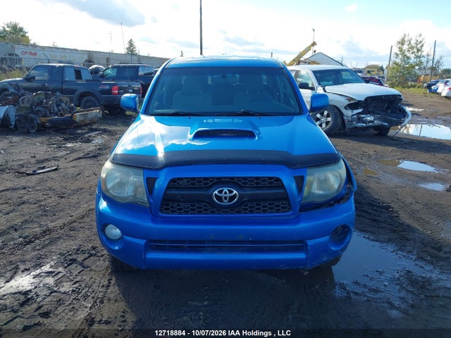 2011 Toyota Tacoma V6 მანქანა იყიდება აუქციონზე, vin: 3TMMU4FN5BM027050, აუქციონის ნომერი: 12718884
