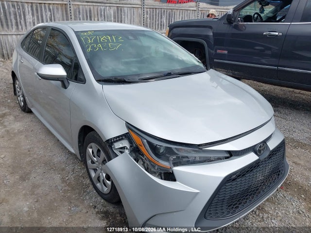 5YFBPMBE6MP239357 Toyota COROLLA LE