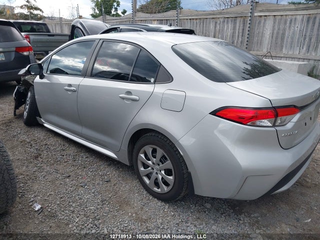 5YFBPMBE6MP239357 Toyota COROLLA LE