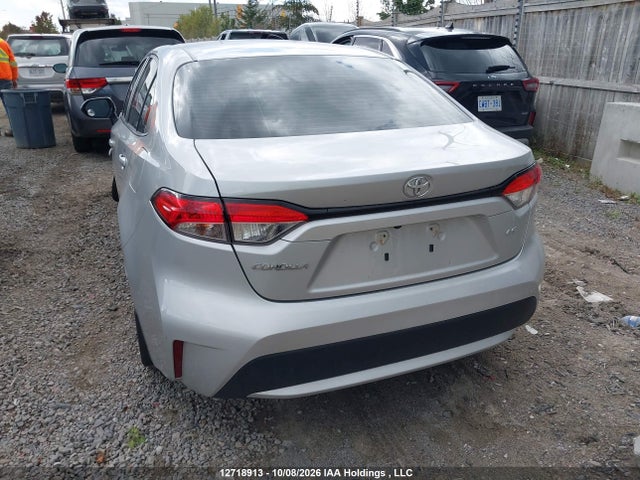 5YFBPMBE6MP239357 Toyota COROLLA LE