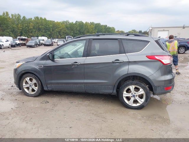 Продаж на аукціоні авто 2016 Ford Escape Se, vin: 1FMCU9GX1GUC14745, номер лоту: 12718919