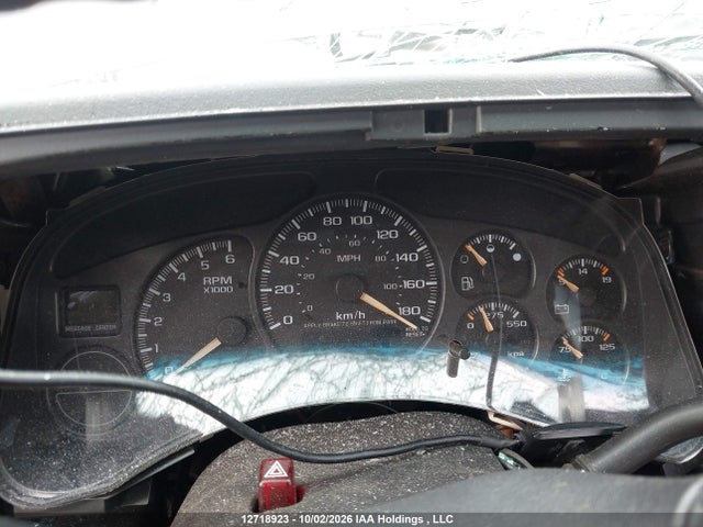 12718923 :رقم المزاد ، 1GKEK13Z92J178507 vin ، 2002 Gmc Yukon مزاد بيع