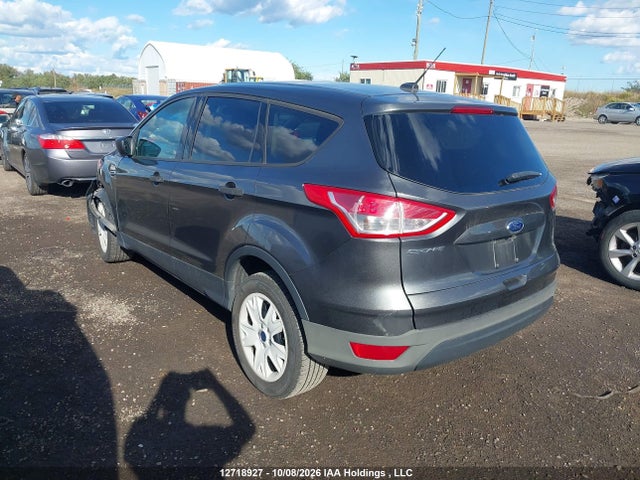 Продаж на аукціоні авто 2015 Ford Escape S, vin: 1FMCU0F73FUA70367, номер лоту: 12718927