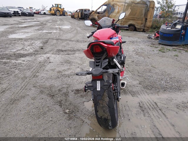 MLHRH1566S5100318 Honda CBR650 R