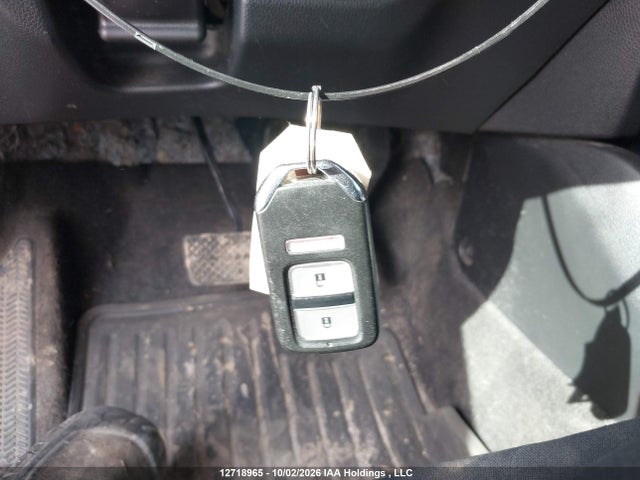 Продажа на аукционе авто 2016 Honda Fit, vin: 3HGGK5H87GM101738, номер лота: 12718965