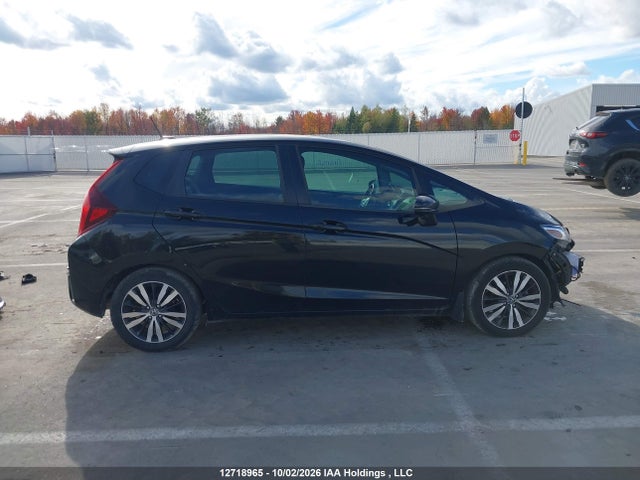 Продажа на аукционе авто 2016 Honda Fit, vin: 3HGGK5H87GM101738, номер лота: 12718965