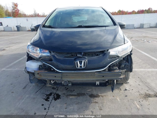 Продажа на аукционе авто 2016 Honda Fit, vin: 3HGGK5H87GM101738, номер лота: 12718965