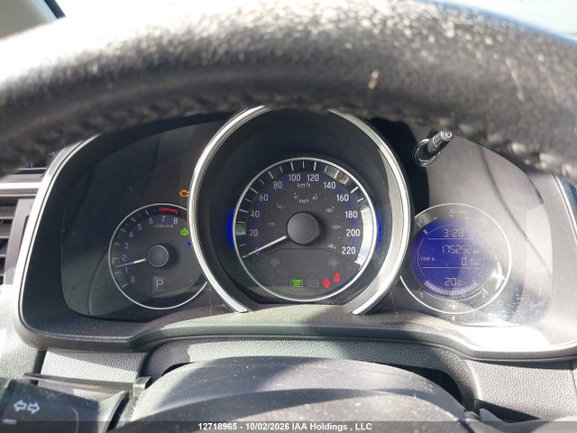 Продажа на аукционе авто 2016 Honda Fit, vin: 3HGGK5H87GM101738, номер лота: 12718965