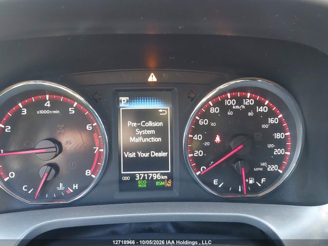 2T3JFREV5JW768114 Toyota RAV4 SE