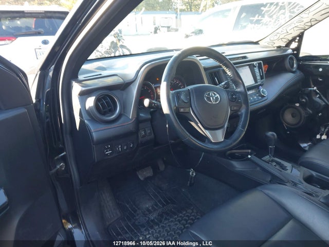 2T3JFREV5JW768114 Toyota RAV4 SE