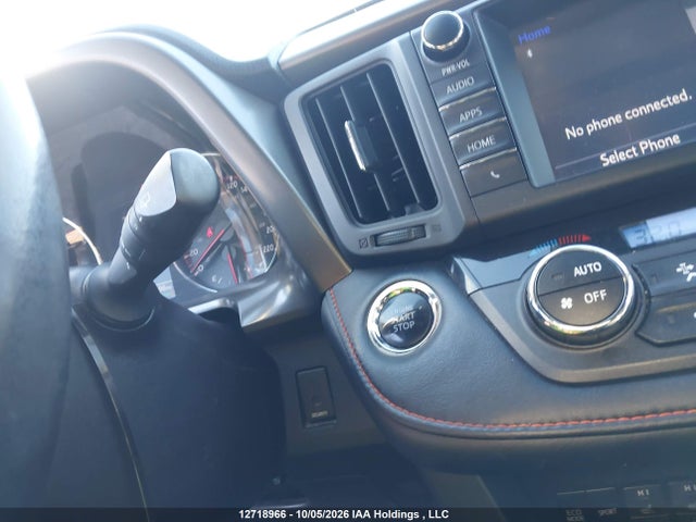 2T3JFREV5JW768114 Toyota RAV4 SE