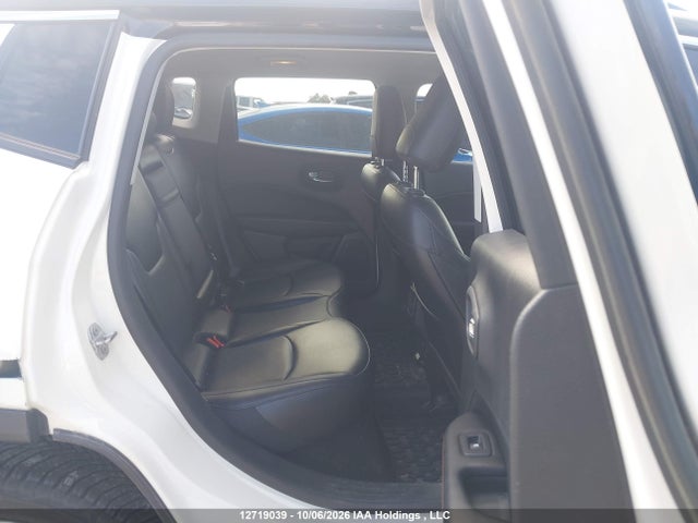 Jeep Compass Limited 2019 3C4NJDCB0KT585109 Image 8