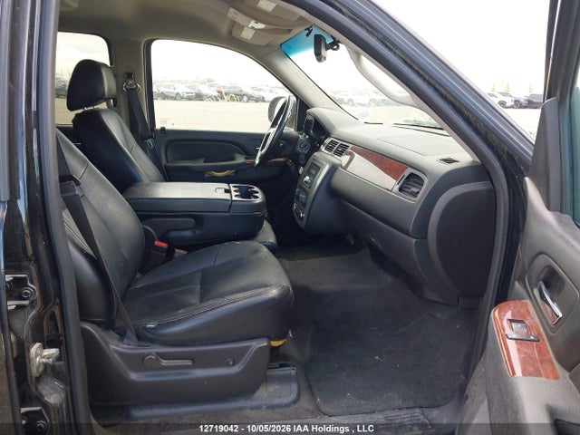 Aukcja sprzedaży 2014 Gmc Yukon Xl 1500 Sle, vin: 1GKS2HE78ER133670, numer aukcji: 12719042