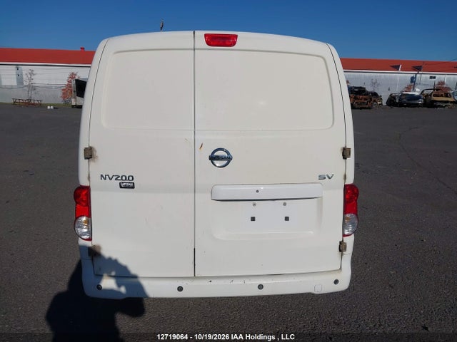 3N6CM0KN8JK696947 Nissan Nv200 2.5s/2.5sv
