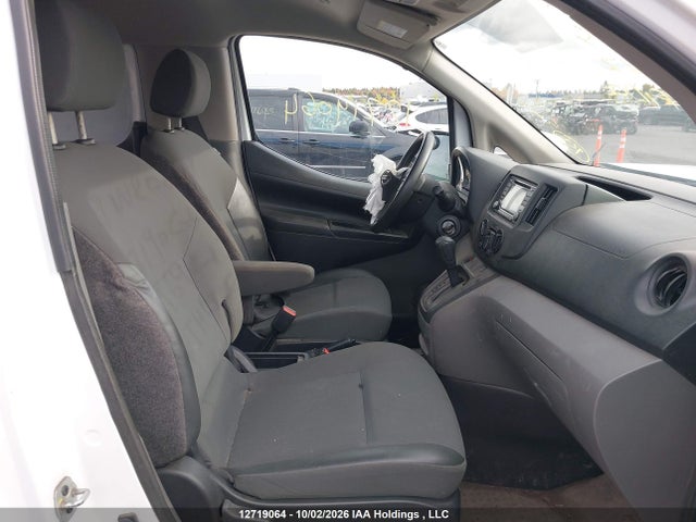 3N6CM0KN8JK696947 Nissan Nv200 2.5s/2.5sv