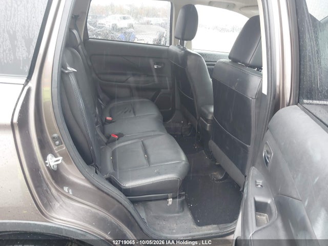 12719065 :رقم المزاد ، JA4JZ4AXXJZ600304 vin ، 2018 Mitsubishi Outlander Gt مزاد بيع
