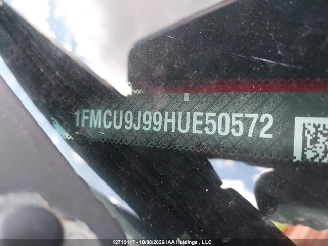 12719117 :رقم المزاد ، 1FMCU9J99HUE50572 vin ، 2017 Ford Escape Titanium مزاد بيع