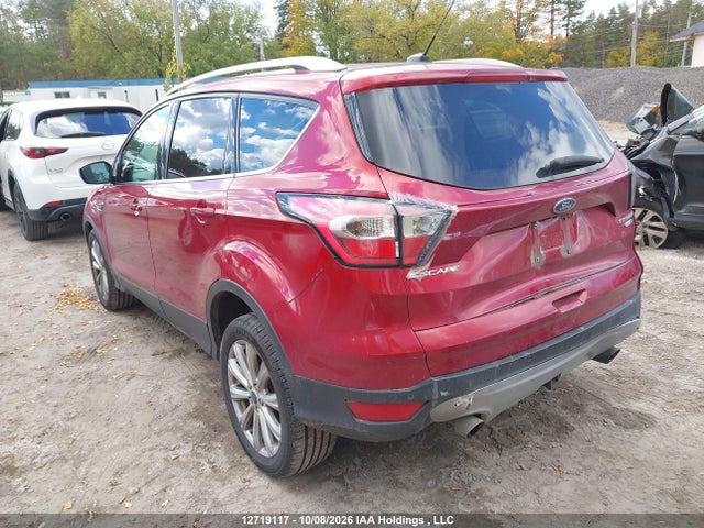 12719117 :رقم المزاد ، 1FMCU9J99HUE50572 vin ، 2017 Ford Escape Titanium مزاد بيع