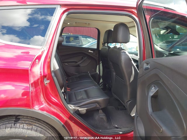 12719117 :رقم المزاد ، 1FMCU9J99HUE50572 vin ، 2017 Ford Escape Titanium مزاد بيع