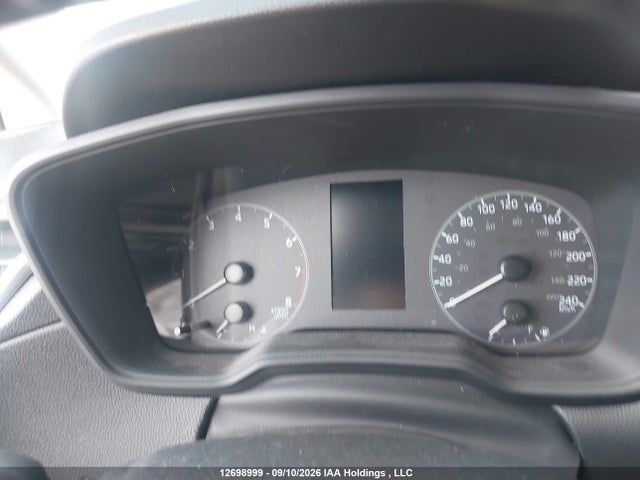 12698999 :رقم المزاد ، 7MUCAABG5PV062307 vin ، 2023 Toyota Corolla Cross Le مزاد بيع
