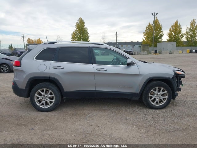 12719177 :رقم المزاد ، 1C4PJMCS6HD215273 vin ، 2017 Jeep Cherokee North مزاد بيع
