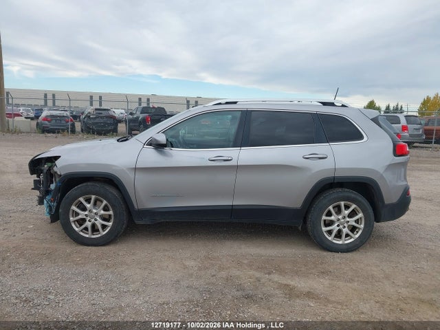 12719177 :رقم المزاد ، 1C4PJMCS6HD215273 vin ، 2017 Jeep Cherokee North مزاد بيع