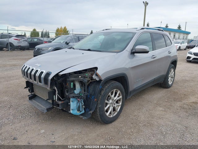 12719177 :رقم المزاد ، 1C4PJMCS6HD215273 vin ، 2017 Jeep Cherokee North مزاد بيع