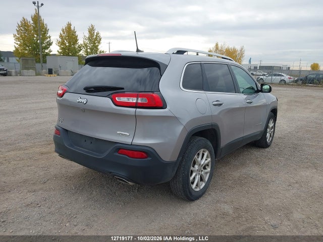 12719177 :رقم المزاد ، 1C4PJMCS6HD215273 vin ، 2017 Jeep Cherokee North مزاد بيع
