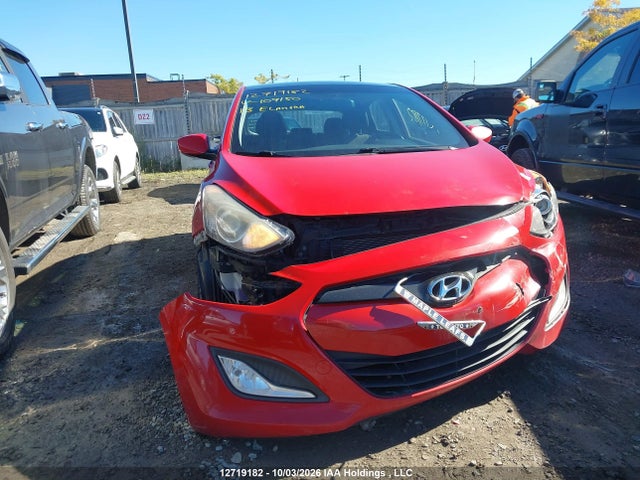 2013 Hyundai Elantra Gt მანქანა იყიდება აუქციონზე, vin: KMHD35LE4DU109150, აუქციონის ნომერი: 12719182
