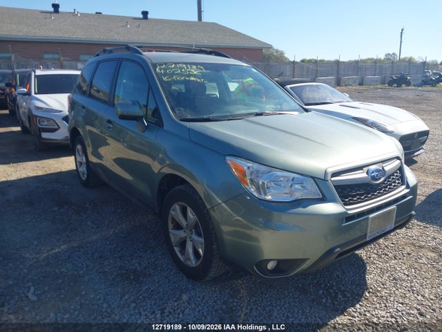 Subaru Forester 2.5i Premium 2016 JF2SJCCC8GH402536 головне зображення