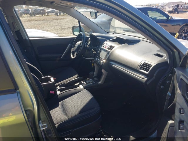 Subaru Forester 2.5i Premium 2016 JF2SJCCC8GH402536 Image 5